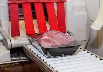 machine-meat-packaging