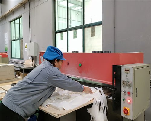 automatic-round-cutting-machine automatic-round-cutting-machine